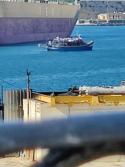 Deck 3 Savynomad Harbour Residences Wow Views Cospicua Ngoại thất bức ảnh